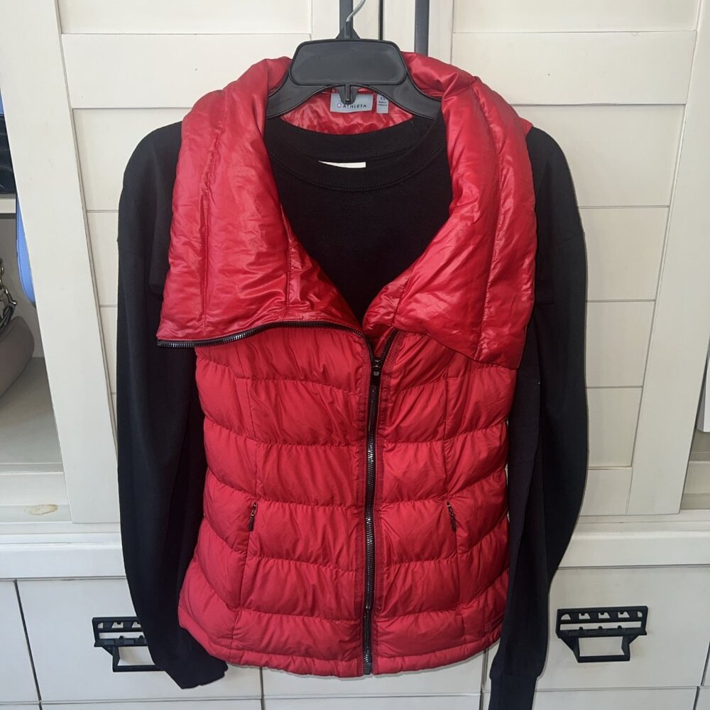 Athleta Downabout Vest Red Full Zip Down Inlet XS Insulated - Picture 3 of 7